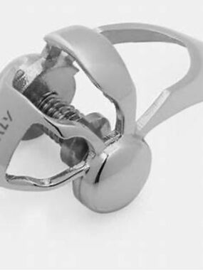 Men's Silver Stainless Steel Ear Clip - Sleek Adjustable Design Vitaly new